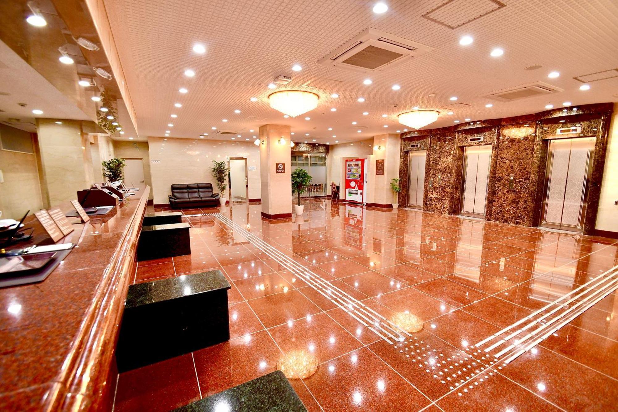 Himeji Ekimae Universal Hotel Minamiguchi Kültér fotó