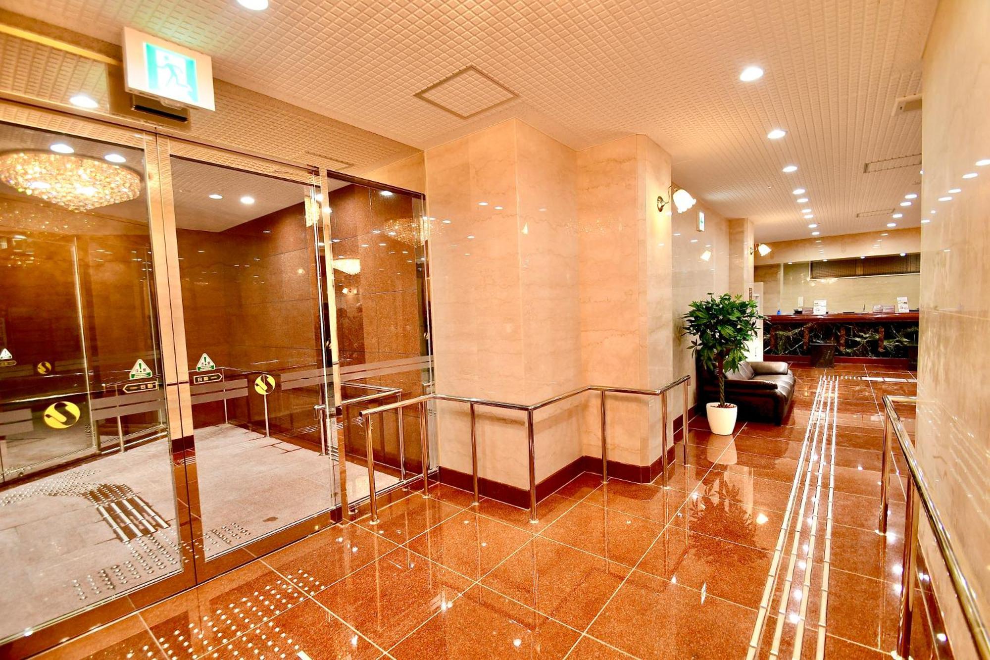 Himeji Ekimae Universal Hotel Minamiguchi Kültér fotó