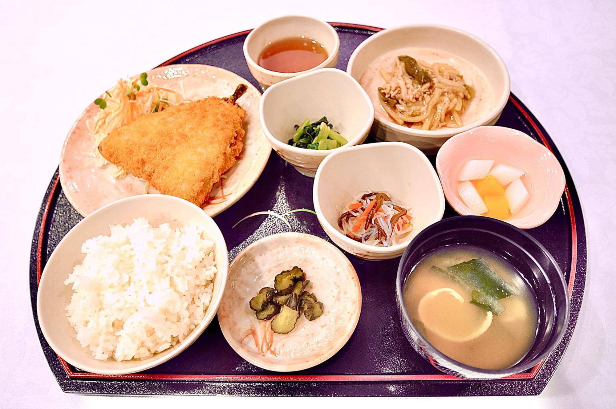Himeji Ekimae Universal Hotel Minamiguchi Kültér fotó